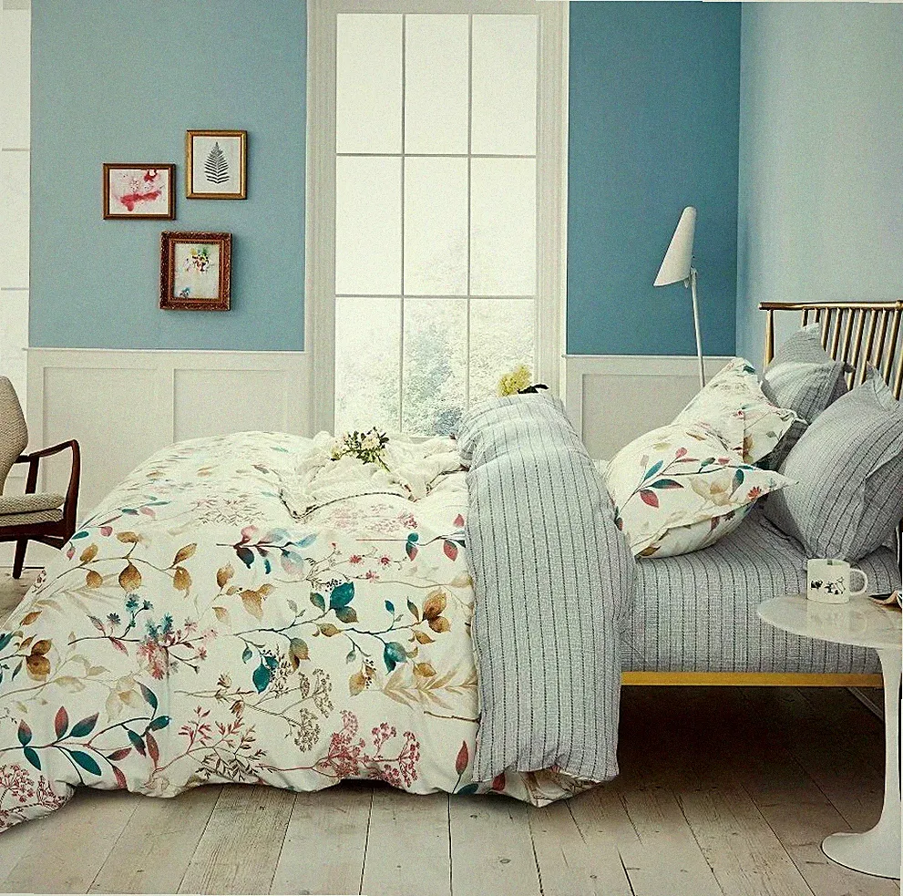 Autumn Floral Print Bedding Set: 1 Duvet Cover & 2 Pillow Shams All Sizes