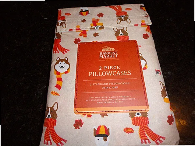 new 2 Standard Pillowcases 20 x 30" Autumn DOGS Puppy hat Rust leaves scarf FALL